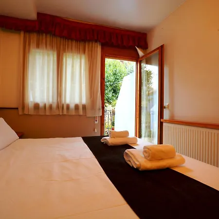 Guadalupe 2* Monroyo