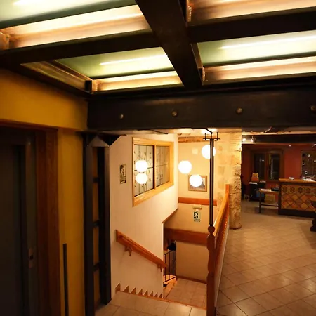 Guadalupe Hotel Monroyo